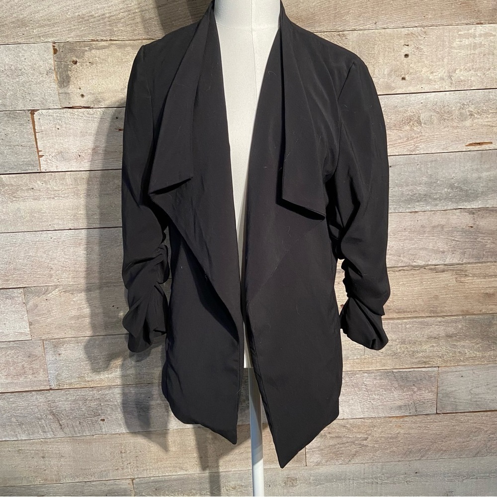 Jules & Leopold women's black open ruched blazer in size small